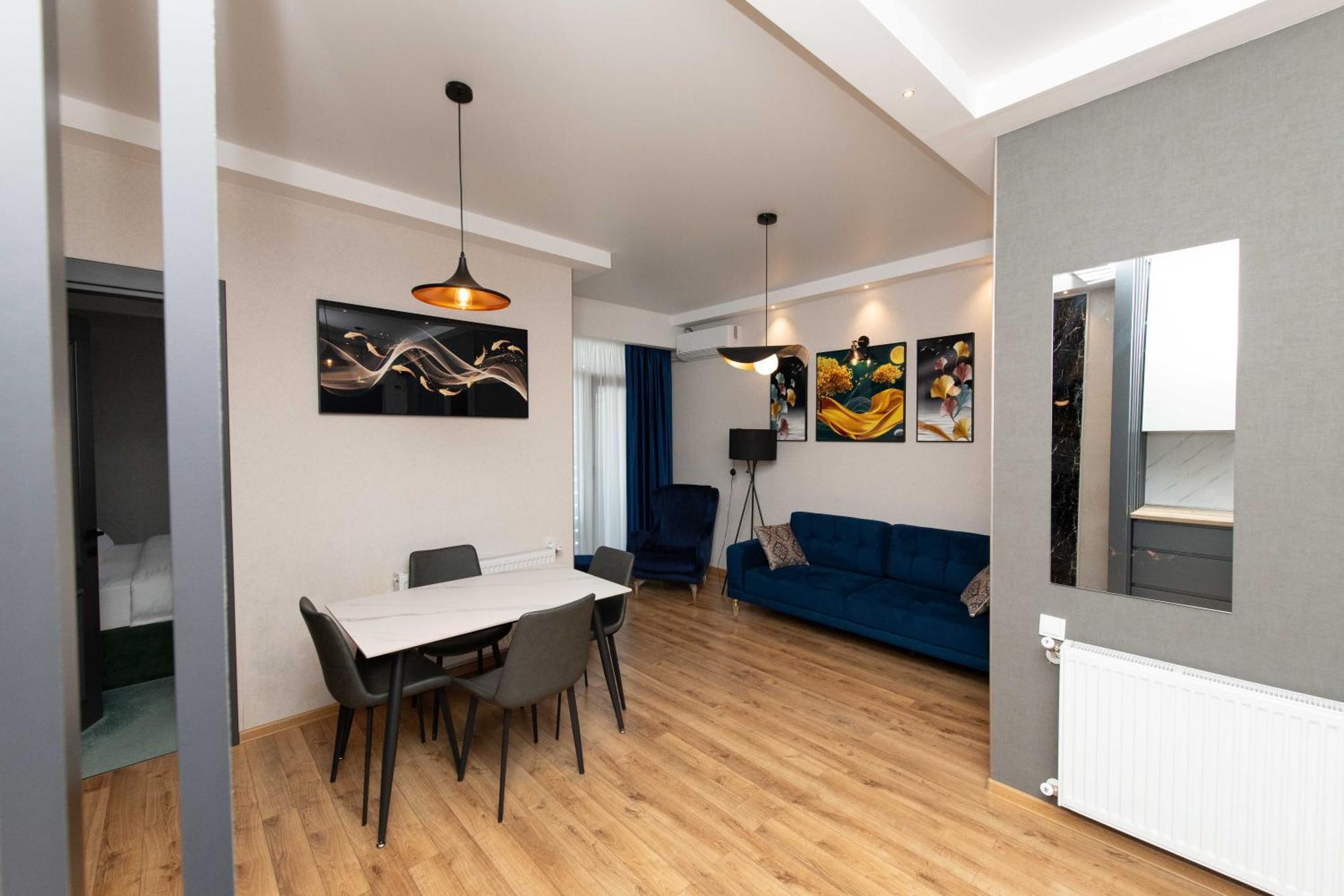 Gori Palace Apartments Buitenkant foto