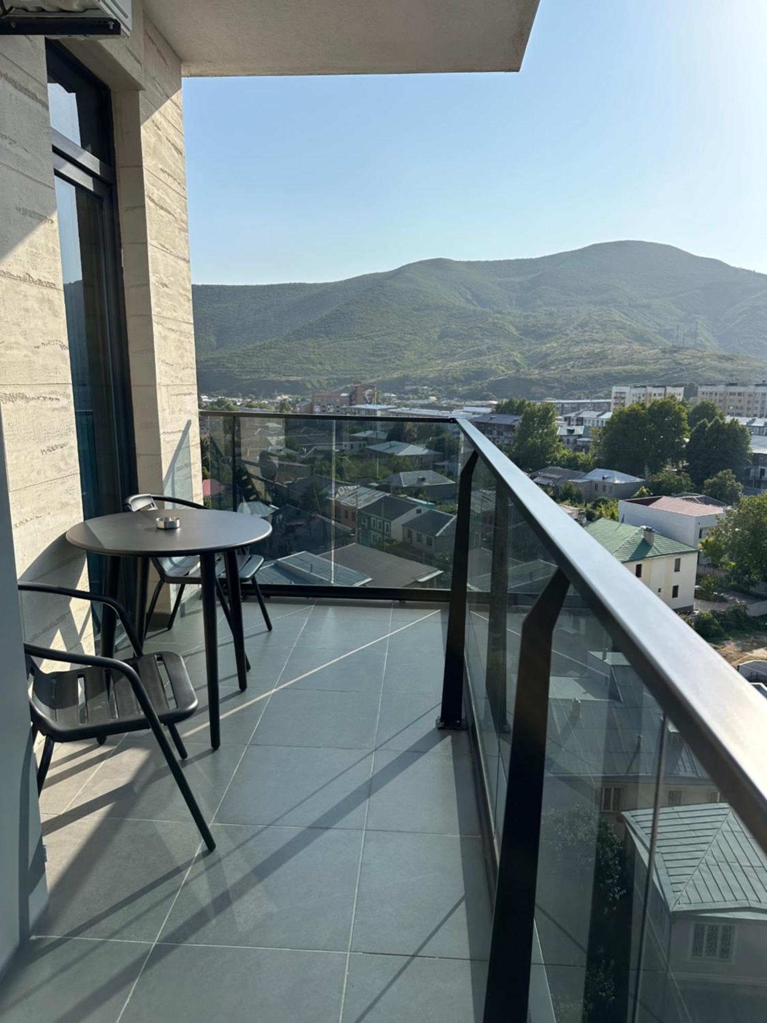 Gori Palace Apartments Buitenkant foto